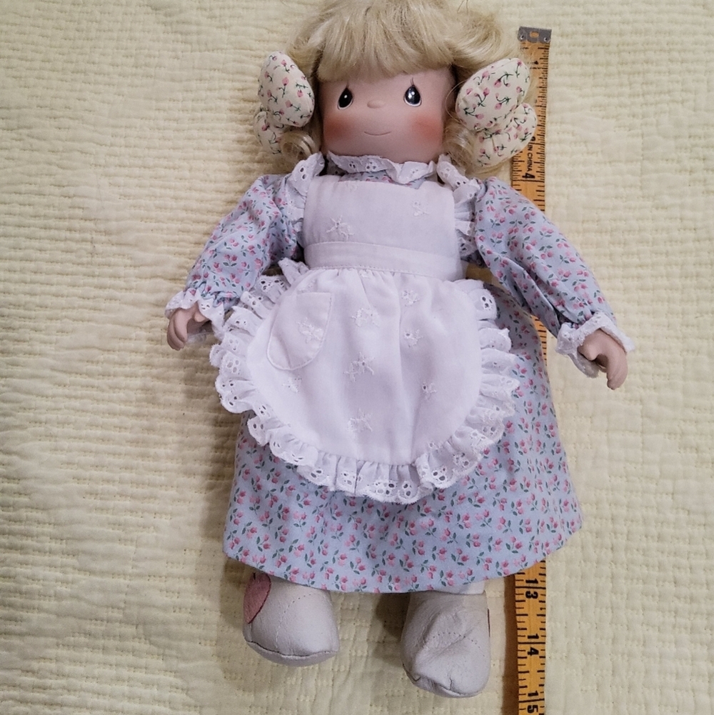 The Hamilton Collection Doll - Picture 7 of 10